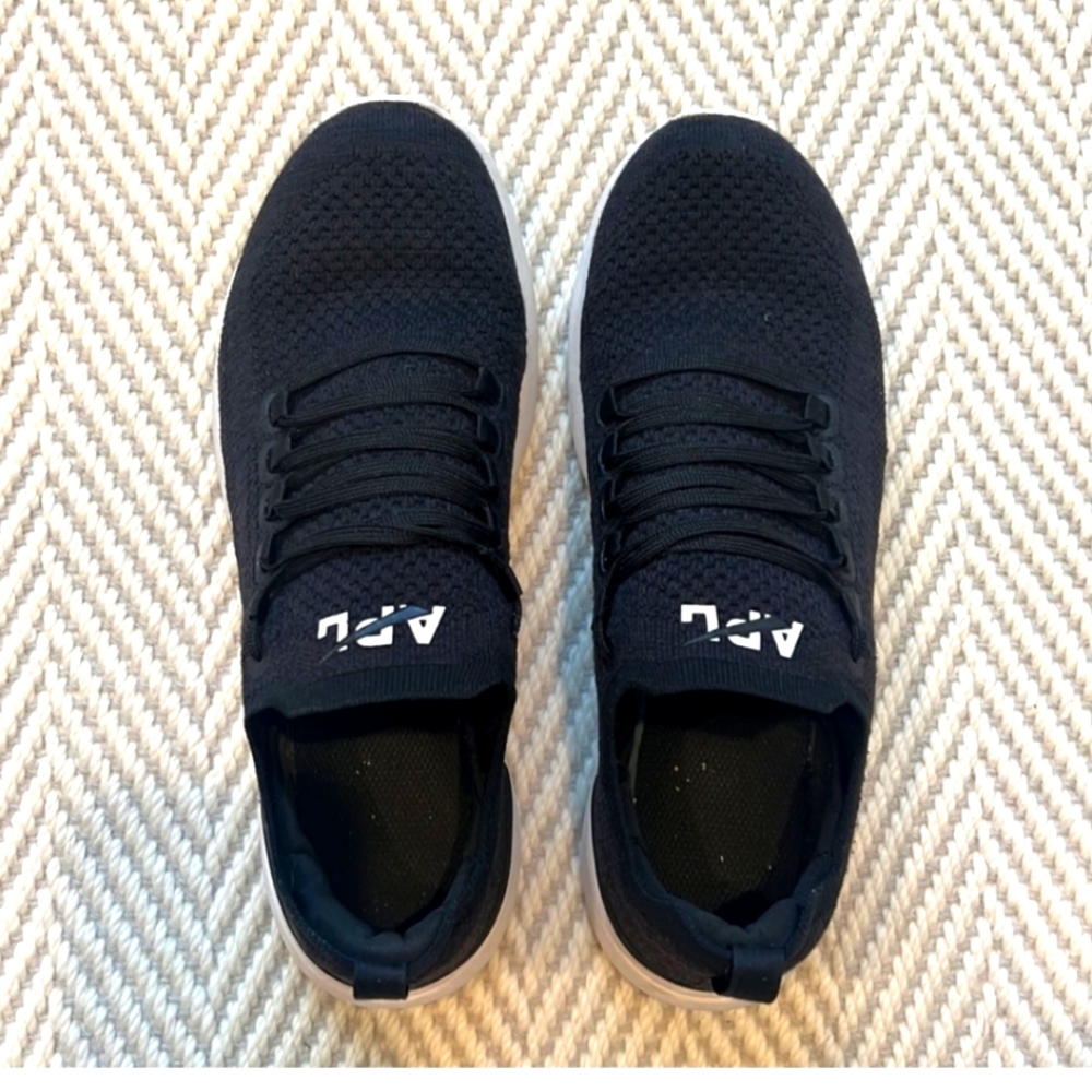 🔥🔥👟APL TECHLOOM PRO SNEAKERS